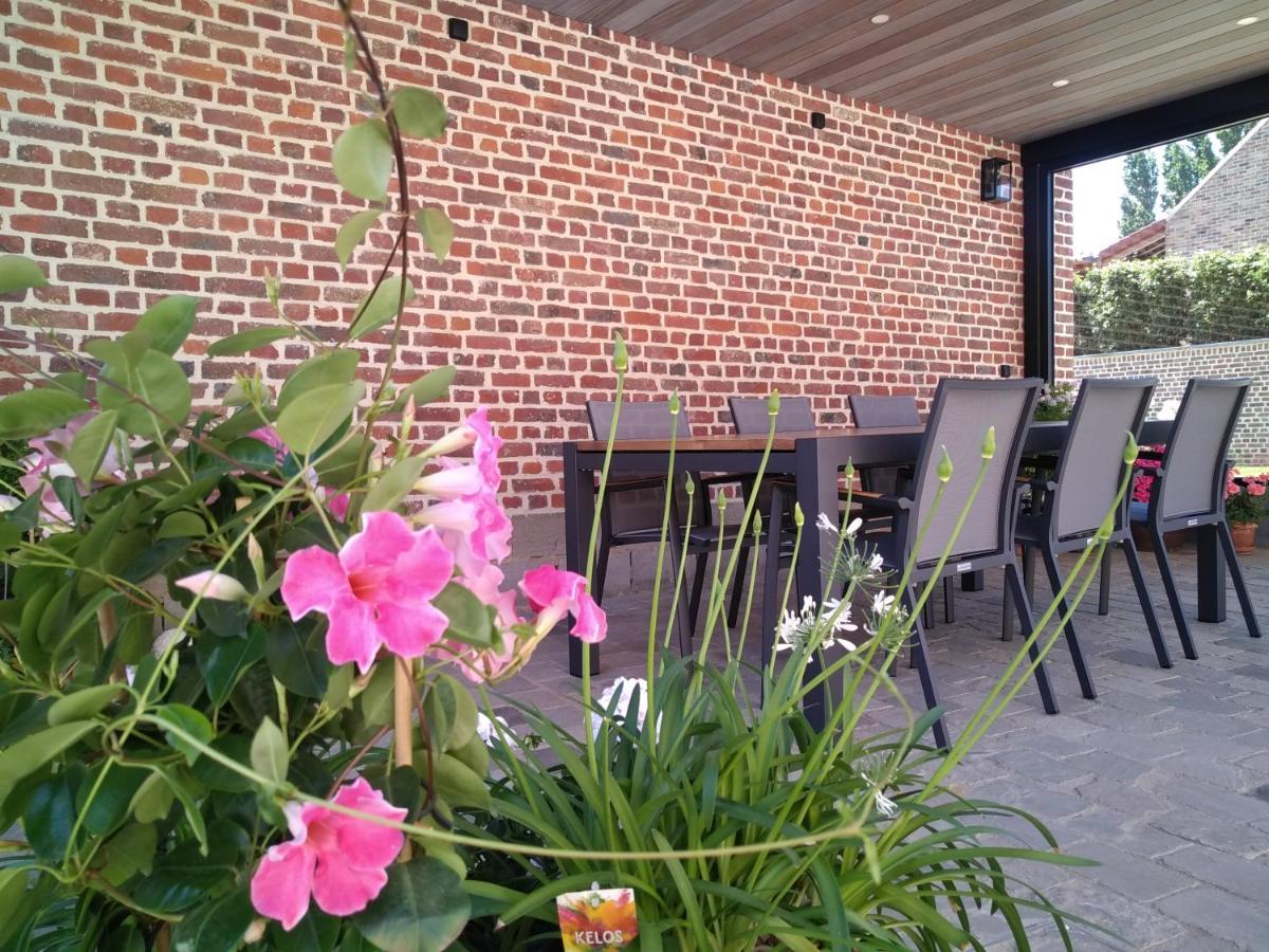 Vakantiewoning Mierzicht Met Prive Wellness Haspengouw Boekhout Exterior photo